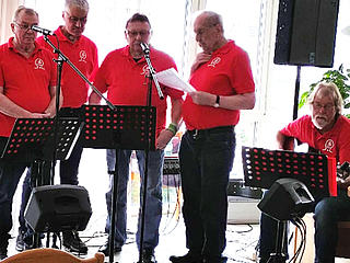 Konzert der Kekolo .... Kehlkopflosenchor